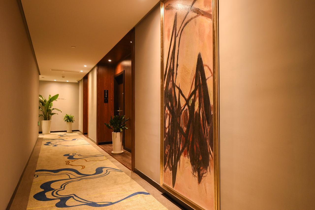 Metropolo,Shanghai,Hongqiao Airport,Wuzhong Road Экстерьер фото