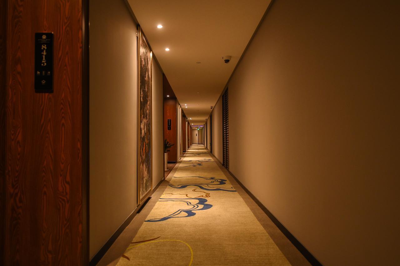 Metropolo,Shanghai,Hongqiao Airport,Wuzhong Road Экстерьер фото